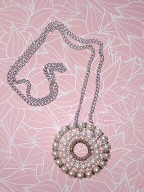 🔷️3-$15🔷️ Long Chain Pearl Pearl Rosette Pendant Statement Necklace New!